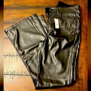 GAP Factory High Rise '70s Flare Vegan-Leather Pants 6/28 Regular | Black